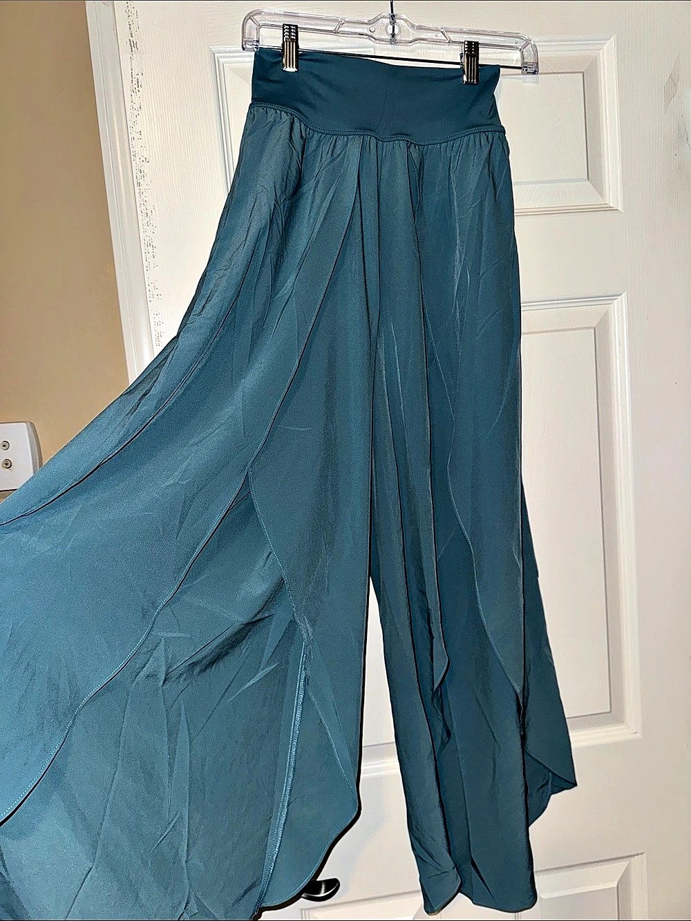 Halara Wide Leg Pants in Blue Size XS